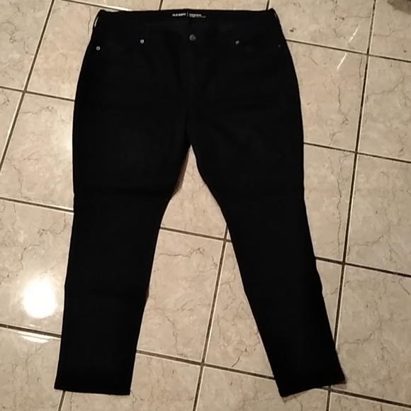 Old Navy Denim - Old Navy Mid-Rise Black Jeans